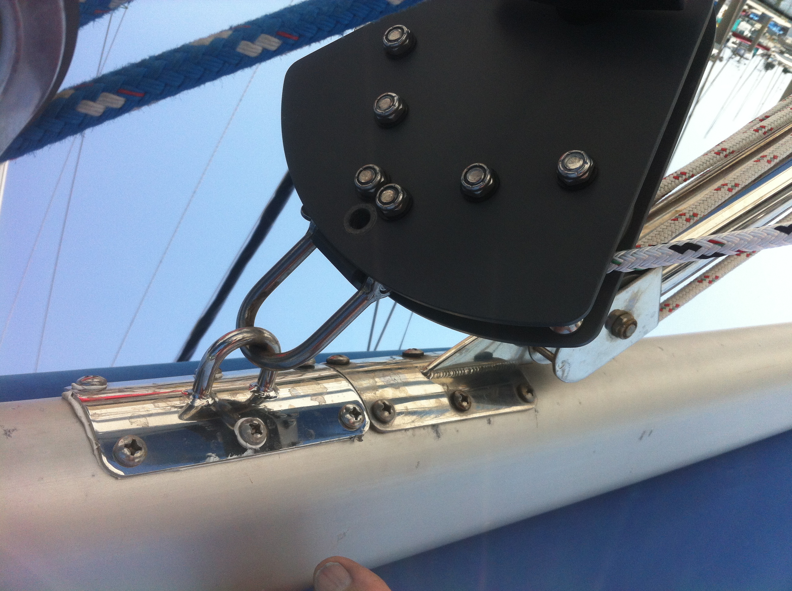 Dutchmen Boom brake | Catalina 36/375 International Association